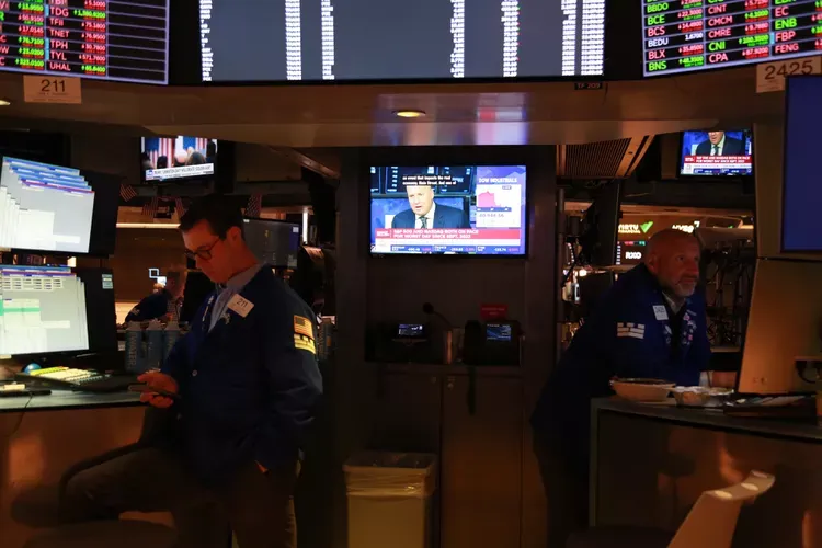 Trump’s Tariffs Spark U.S. Debt Sell-Off